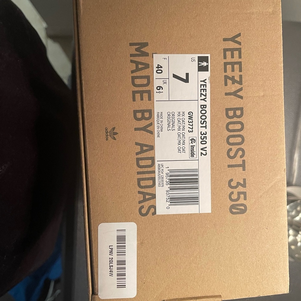 Adidas Yeezy Boost 350 V2 MX Oat size mens 7 never worn